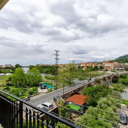 Hintown Family Holiday Flat * Lavagna