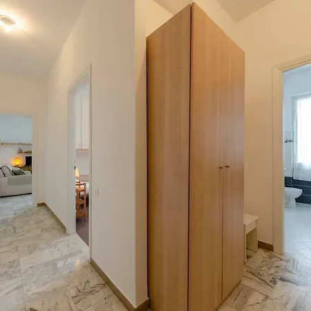 Hintown Family Holiday Flat Apartman Lavagna