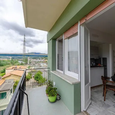 Hintown Family Holiday Flat *